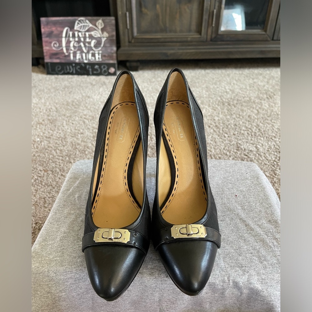 Coach  Camille | Coach's signature fabric,turnlock. Size 8.5